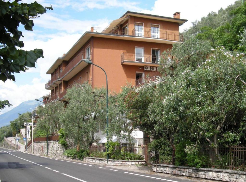 Hotel Nike Brenzone sul Garda Buitenkant foto