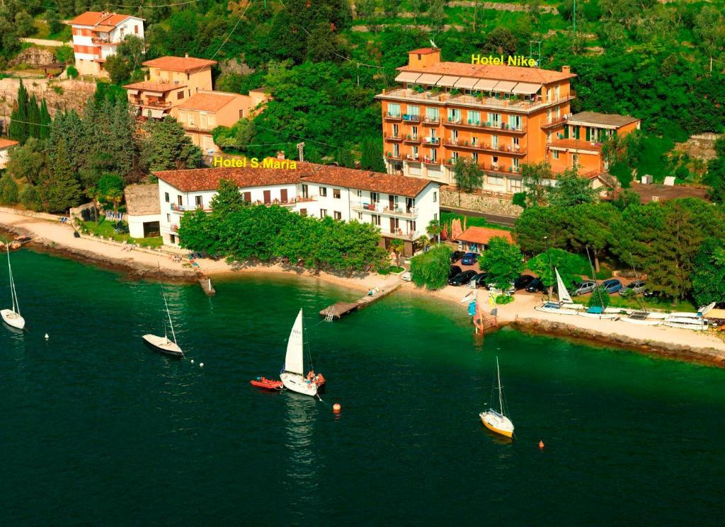 Hotel Nike Brenzone sul Garda Buitenkant foto